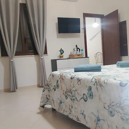 Turistico L'ancora شقة مازارا ديل فالو